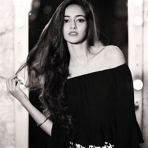 ananya pandey weight|Ananya Pandey Wiki, Age, Bio, Height, Boyfriend,。